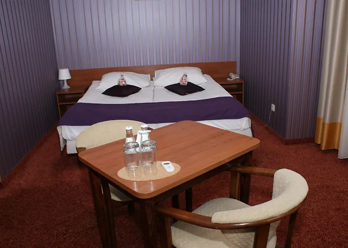 Grot Hotel